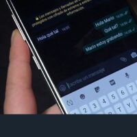 todas-las-respuestas-sobre-el-whatsapp-negro-como-se-llama-y-que-es